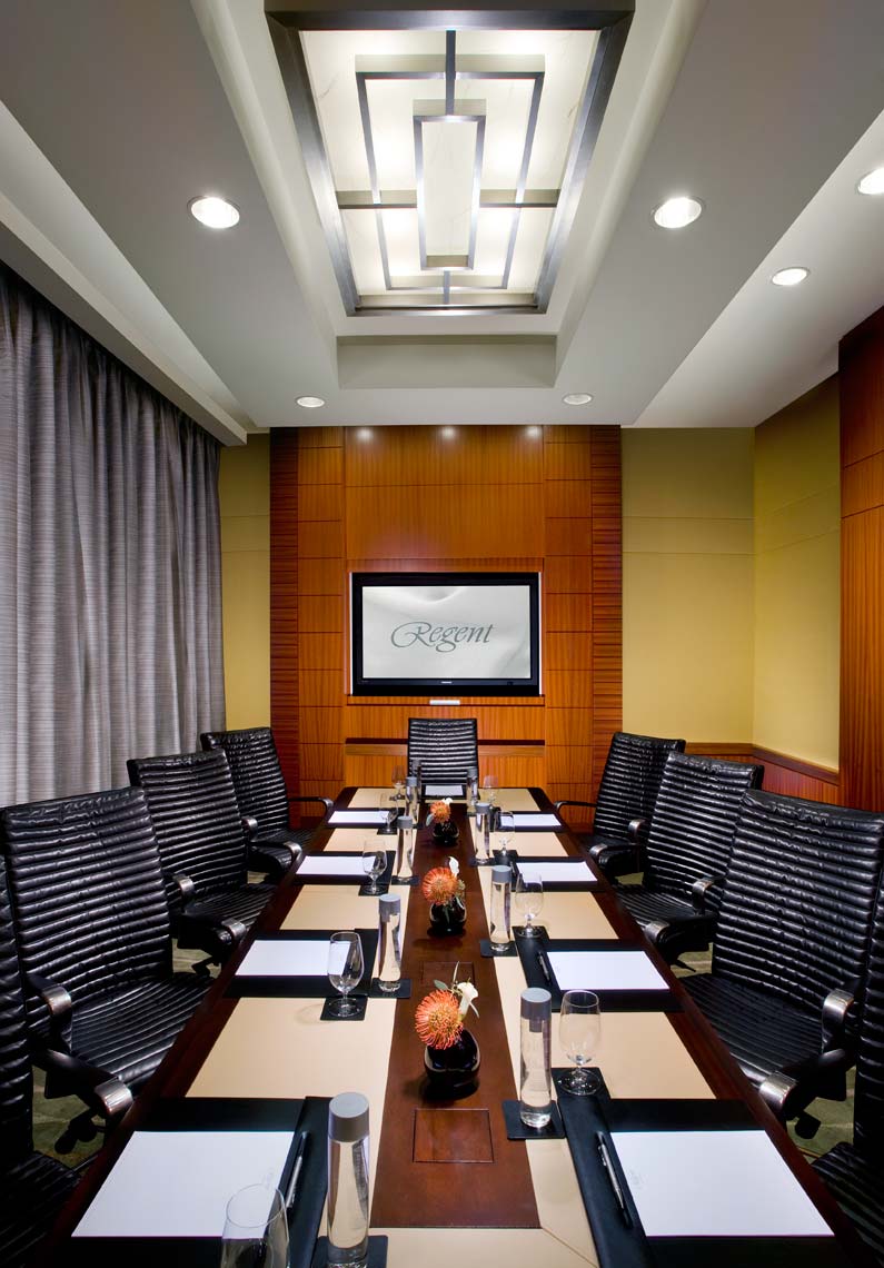 CMI0817-Regent-Boardroom